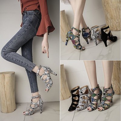 2020 new high heel sandals European and American fine heel snakeskin pattern women's shoes open toe hollow sandals 35-42, Beige
2020 new high heel sandals European and American fine heel snakeskin pattern women's shoes open toe hollow sandals 35-42, Beige