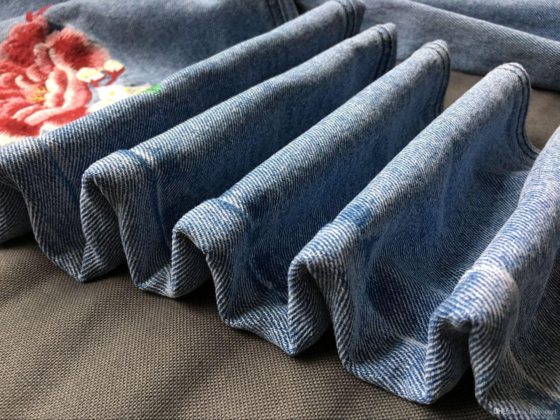 2020 Stretch Embroidered Jeans For Women Elastic Flower Jeans Female Slim Denim Pants Ripped Rose Pattern Jeans Femme