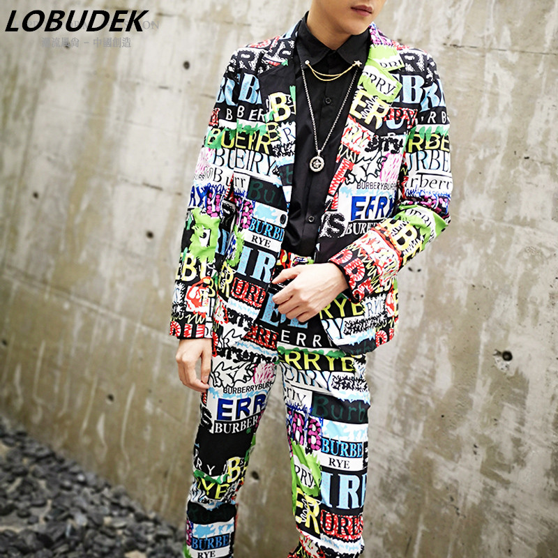 Bar Nightclub Men's Singer Concert Stage Performance Floral Suit Letter Graffiti Printed Blazer Pants 2 Piece Set Outfit Costume, Pink set
Bar Nightclub Men's Singer Concert Stage Performance Floral Suit Letter Graffiti Printed Blazer Pants 2 Piece Set Outfit Costume, Pink set