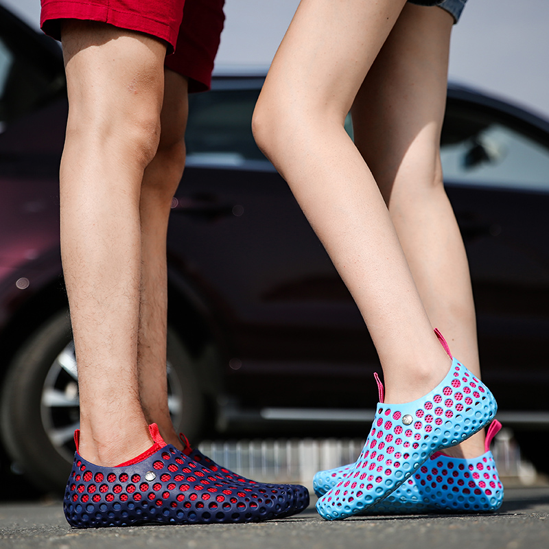 Hot Sale-Men's Hole Shoes Men's Beach Shoes Women's Casual Baotou Sandals Summer Sandals Korean Couples Tide 2026