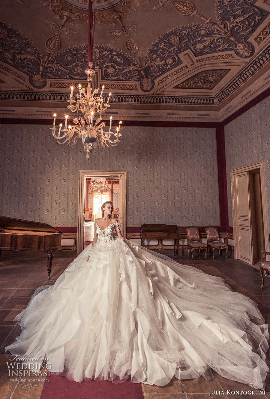 Julia Kontogruni Vintage 2019 Wedding Dresses Long Sleeve Lace Appliques Beads Ruffles Backless Chapel Train Bridal Gowns robe de mariée