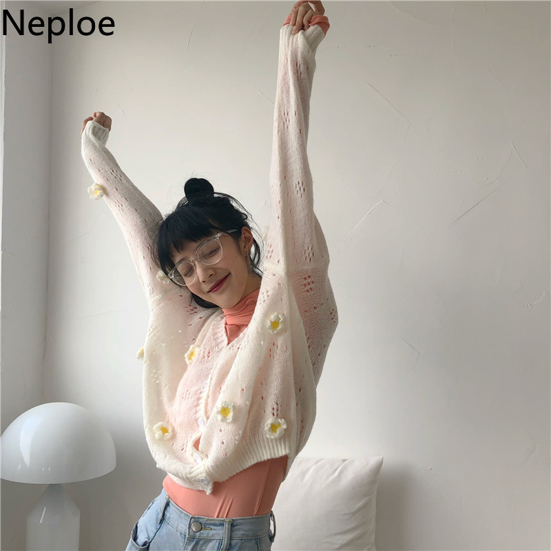 Neploe Korean Chic Heavy Work Flower Patchwork Outwear Cardigan Sweater V Neck Single Breast Hollow Out Long Sleeve Coat Summer, Photo color
Neploe Korean Chic Heavy Work Flower Patchwork Outwear Cardigan Sweater V Neck Single Breast Hollow Out Long Sleeve Coat Summer, Photo color