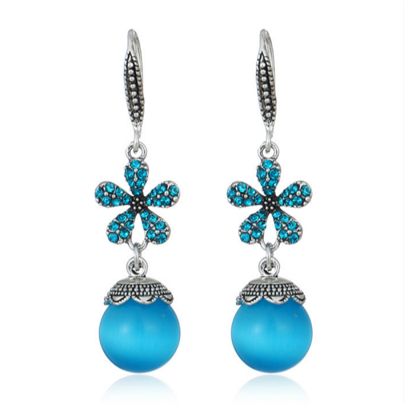 Dangle & Chandelier Vintage Rhinestone Flowers Drop Earrings 2021 Women Bohemia Ethnic Antique Silver Opal Bijoux Femme
Dangle & Chandelier Vintage Rhinestone Flowers Drop Earrings 2021 Women Bohemia Ethnic Antique Silver Opal Bijoux Femme