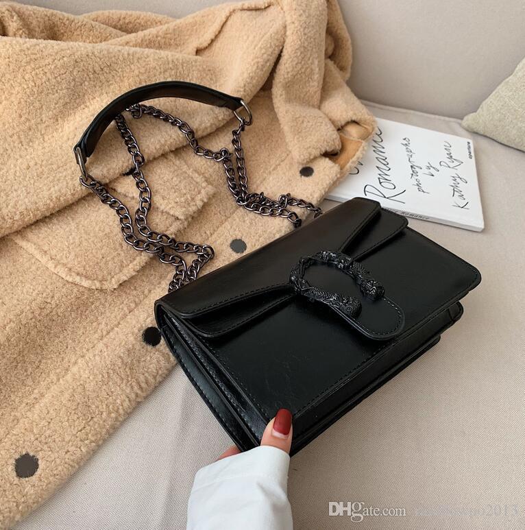 Factory direct brand women handbag flip leather small square bag fashion snake lock womens slung shoulder bags Western style leathers Dionys
Factory direct brand women handbag flip leather small square bag fashion snake lock womens slung shoulder bags Western style leathers Dionys