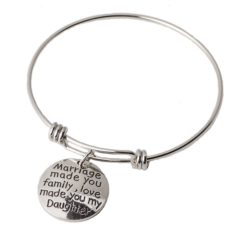 Stainless Steel Hand Decorate Family Family Affection Series Love Lettering Bracelet Fund Bracelet
Stainless Steel Hand Decorate Family Family Affection Series Love Lettering Bracelet Fund Bracelet