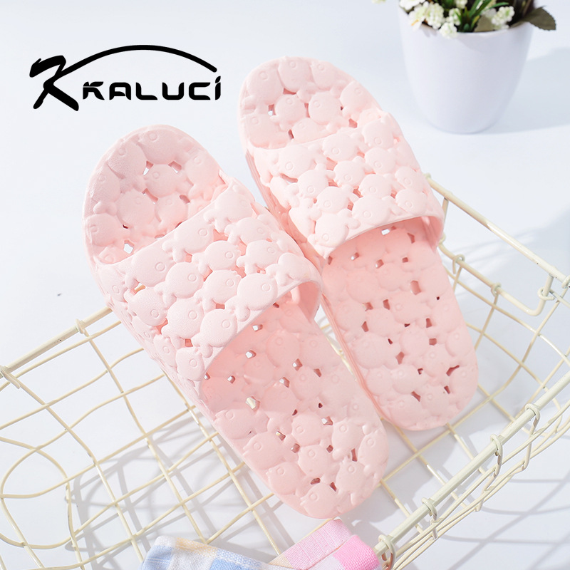 Korean summer cool slippers household soft bottom bathroom non-slip indoor slippers men and women plastic leakage household drag fish
Korean summer cool slippers household soft bottom bathroom non-slip indoor slippers men and women plastic leakage household drag fish