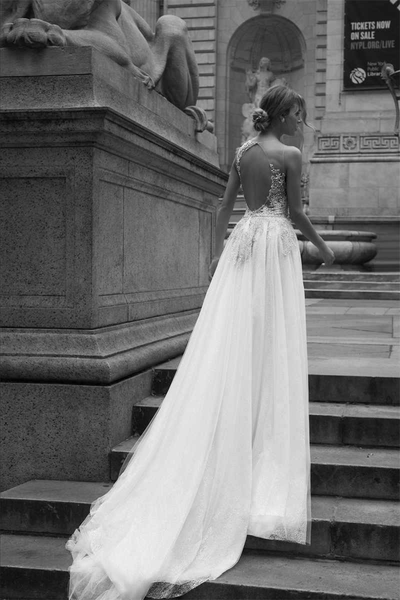 bohemia beach split wedding dresses sexy lace appliqued beads tulle sheer v neck boho wedding dress bridal gowns robe de marie