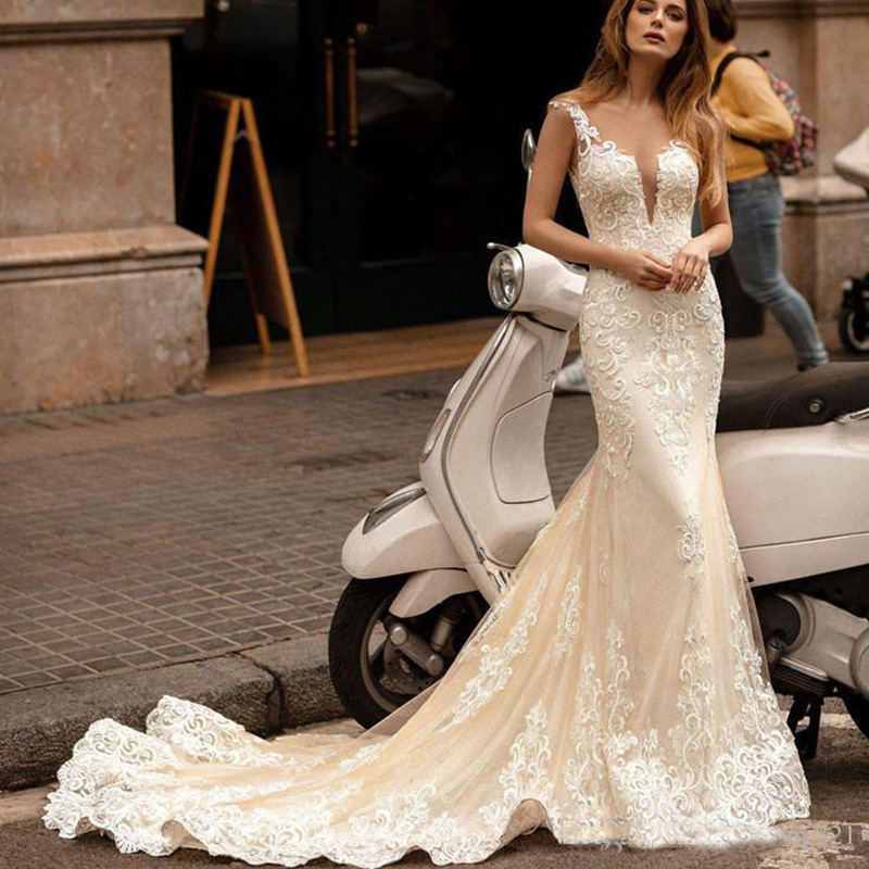 Champagne Ivory Mermaid Wedding Dresses 2020 Berta Sheer O-neck Lace Applique Covered Back Trumpet Bride Gown Vestidos De Novia