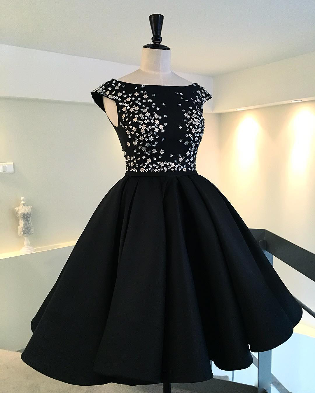 Prom Dresses Hi Lo Fancy Black Satin Ball Gown Party Dresses Cocktail Dress Cap Sleeves Evening Gowns