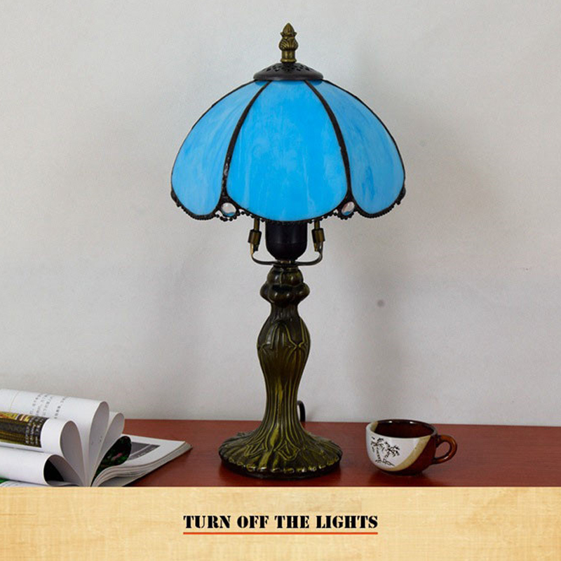 European simple blue table lamp hotel bar bedroom bedside small desk lamps Tiffany retro stained glass lights TF071