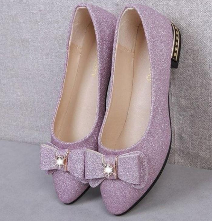 2019 Women's shoes in Spring and Autumn with New style Low heel pointed end bowknot@2260, Black
2019 Women's shoes in Spring and Autumn with New style Low heel pointed end bowknot@2260, Black