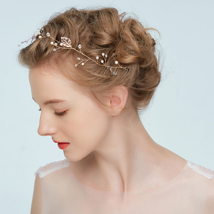 Wedding Brides Flowers Girls Head Crowns Golden Tiaras Pearls Crystal Princess Hair Garland Wreath Performance Head Pieces Jewelry Party Gif, Silver
Wedding Brides Flowers Girls Head Crowns Golden Tiaras Pearls Crystal Princess Hair Garland Wreath Performance Head Pieces Jewelry Party Gif, Silver