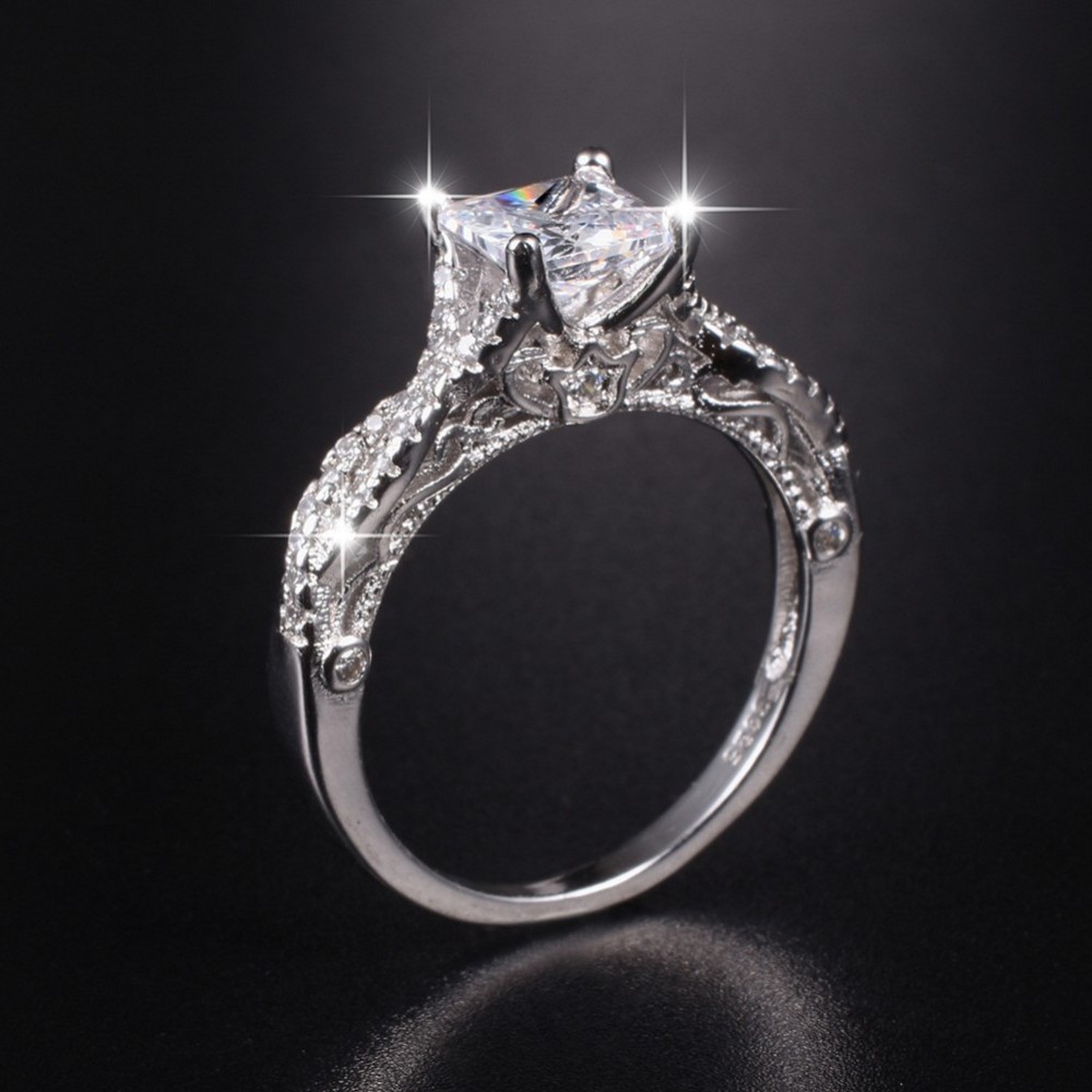 Luxury 925 Sterling Silver 2ct Square Diamond Stone Ring Eternal Engagement Wedding RINGS for Women Bride Jewelry gift Wholesale
Luxury 925 Sterling Silver 2ct Square Diamond Stone Ring Eternal Engagement Wedding RINGS for Women Bride Jewelry gift Wholesale