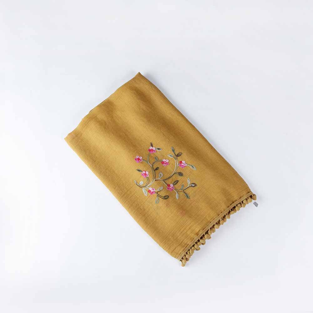 Warm Floral Print Retro Head Neck Silk Satin Scarf Women Christmas Festive Winter Sweet Bird Print Warm Winter Snow flake Scarf
Warm Floral Print Retro Head Neck Silk Satin Scarf Women Christmas Festive Winter Sweet Bird Print Warm Winter Snow flake Scarf