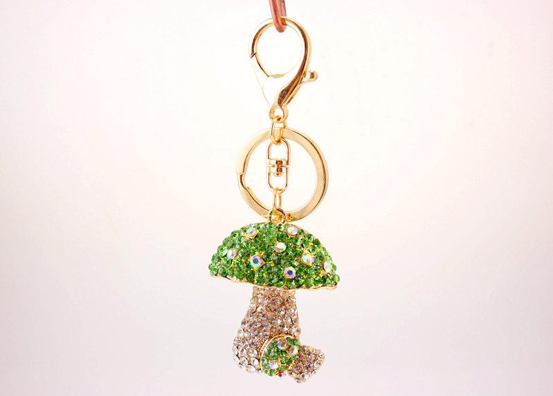 Cute Mushroom Shape Keychain Rhinestone Crystal Alloy Pendant Car Key Chain Ornament Handbag Decor Fashion Key Rings Free Shipping