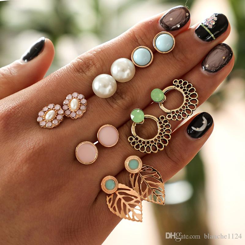 6 pairs/set Simple Style Earrings Studs Geometric Flower Leaf Pearl Candy Color Diamond Earrings Stud Fashion Jewelry Eardrop for Women
6 pairs/set Simple Style Earrings Studs Geometric Flower Leaf Pearl Candy Color Diamond Earrings Stud Fashion Jewelry Eardrop for Women