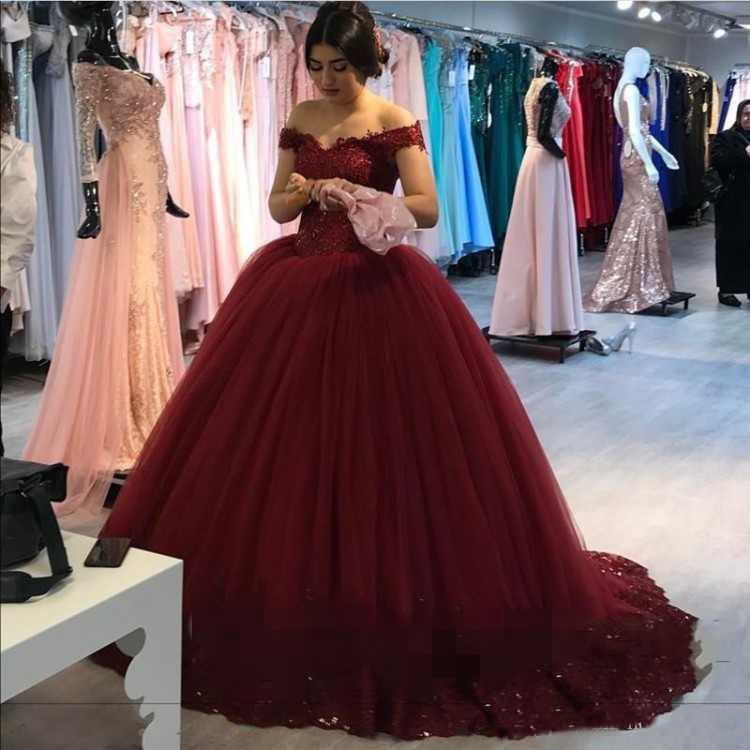 2018 Quinceanera Ball Gown Dresses Off Shoulder Burgundy Lace Appliques Beads 16 Arabic Dress Puffy Tulle Plus Size Party Prom Evening Gowns