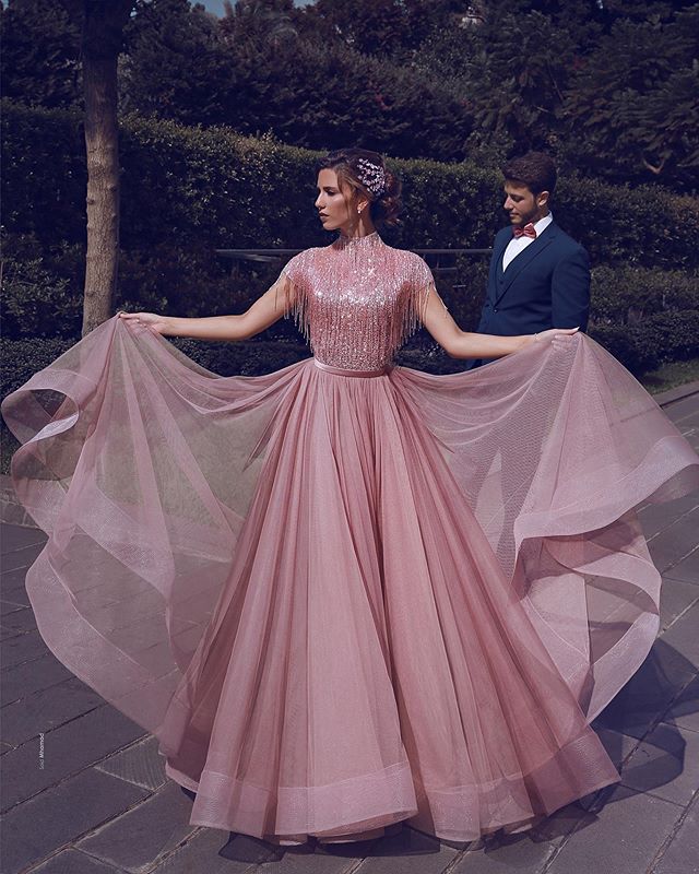 Modest New Arrival Evening Dresses High Short Long Sleeve Beading Sequins Formal Dresses Zipper Floor Length Party Gowns