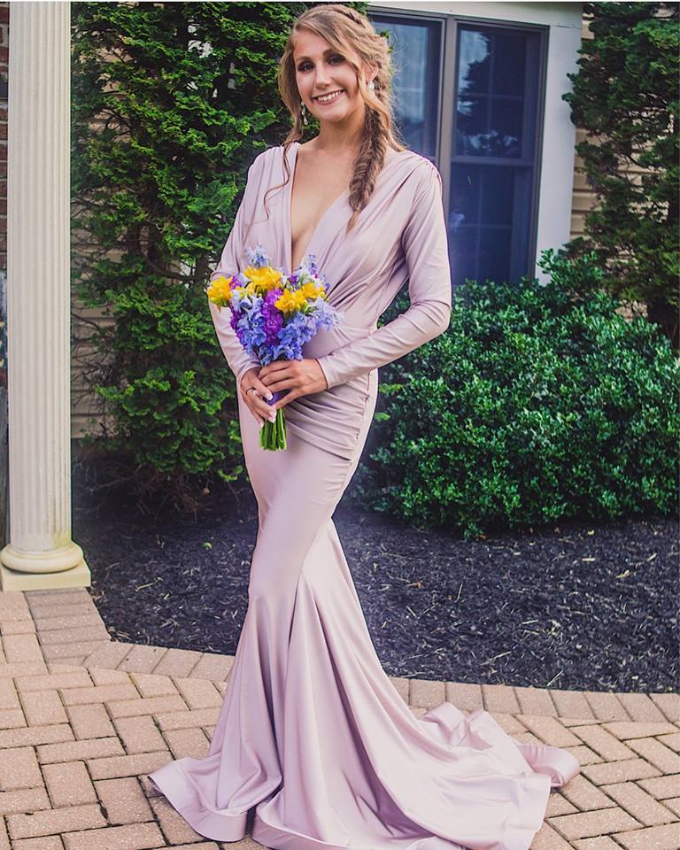 2019 Mermaid Evening Dresses V Neck Sweep Train Satin Ruffles Long Sleeve Elegant Party Gowns Backless Plus Size Prom Dress