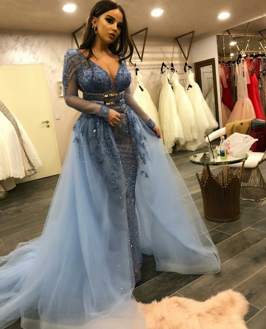 2019 Gorgeous Mermaid Evening Dresses With Detachable Train V Neck Lace Sequined Long Sleeve Prom Gowns Party Wear Quinceanera Dresses