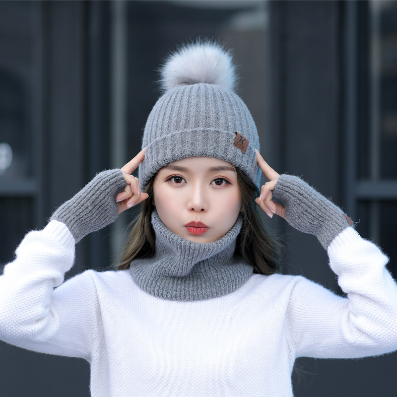 Faux Fur Hat Gloves Scarf Sets Women Knitted Cap Thicken Plush Wool Warm Caps Outdoor Windproof Ear Flap Beanie Bonnet
Faux Fur Hat Gloves Scarf Sets Women Knitted Cap Thicken Plush Wool Warm Caps Outdoor Windproof Ear Flap Beanie Bonnet