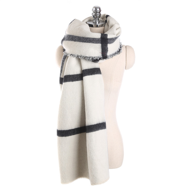 New winter black and white double-sided cashmere scarves large beige plaid scarves warm shawl fashion a generation of fat
New winter black and white double-sided cashmere scarves large beige plaid scarves warm shawl fashion a generation of fat