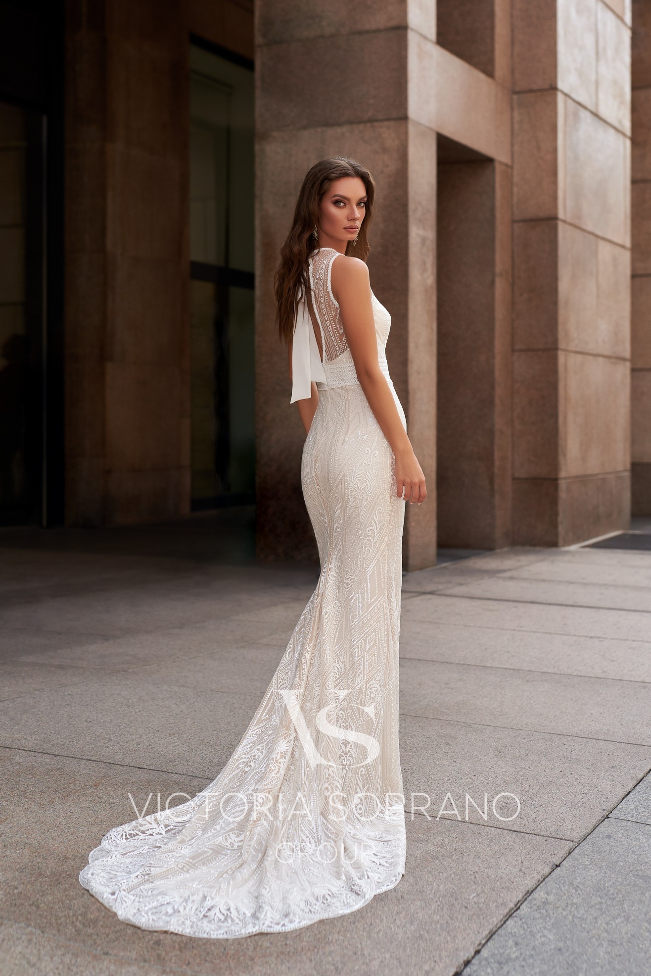 2020 Julie Vino Mermaid Wedding Dresses Sweep Train Lace Appliqued Beach Wedding Dress Plus Size Custom Made Bridal Robes De Mariée