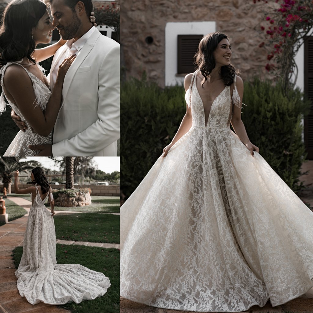 Bohemian Newest Wedding Dresse 2020 Tassel A Line Beach Bridal Gowns Deep V Neck Lace Appliqued Country Garden Robes De Mariée