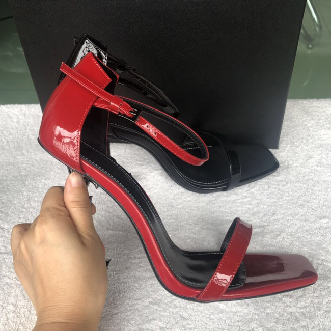 New Arrivals 2020 Patent Leather Thrill Heels Women Unique Designer Pointed toe Dress Wedding Shoes Sexy Brand shoes Letters heel Sandals 41, Red
New Arrivals 2020 Patent Leather Thrill Heels Women Unique Designer Pointed toe Dress Wedding Shoes Sexy Brand shoes Letters heel Sandals 41, Red