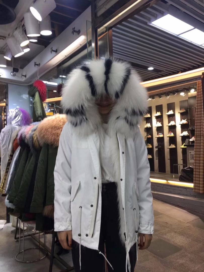 2018 Whie Short multicolor big natural furs hat collar, female winter hood removable parka XS-4XL, White
2018 Whie Short multicolor big natural furs hat collar, female winter hood removable parka XS-4XL, White