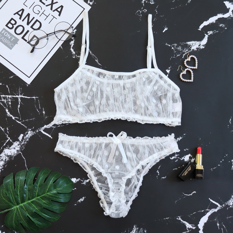 2020 sexy underwear net yarn Ruffle transparent dot dew two pieces Floral Black Lace Lingerie brallettes brallettes
2020 sexy underwear net yarn Ruffle transparent dot dew two pieces Floral Black Lace Lingerie brallettes brallettes