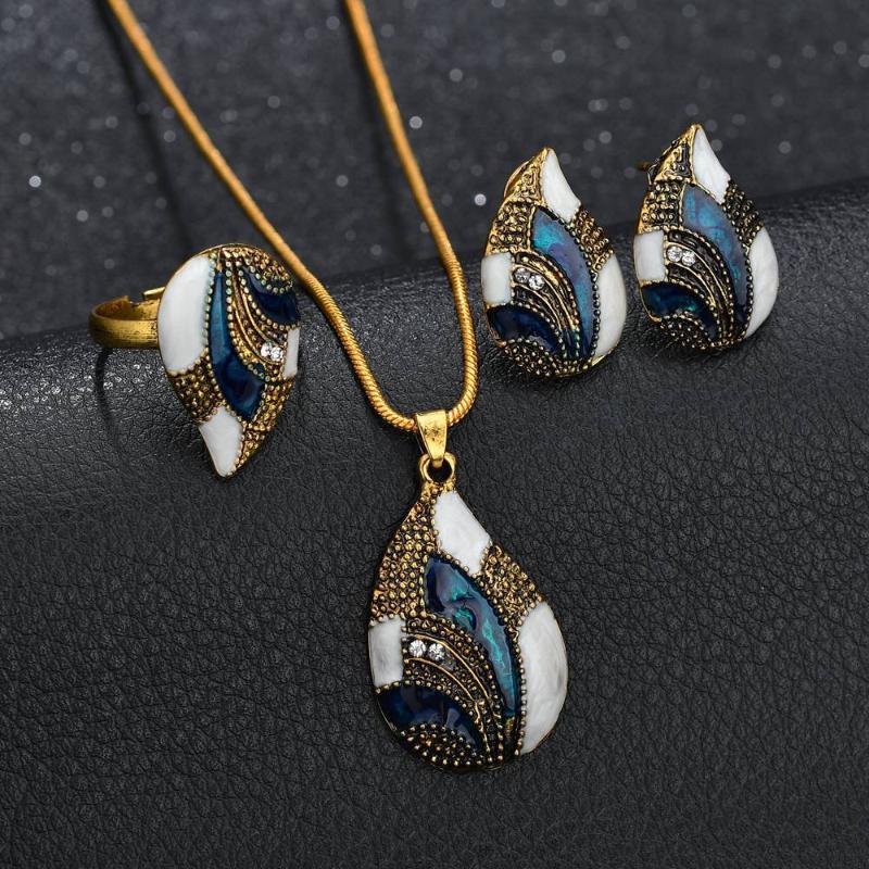 Earrings & Necklace Vintage Jewelry Set Exaggerated Drop Oil Lady Stud Ring Three-piece, As pic
Earrings & Necklace Vintage Jewelry Set Exaggerated Drop Oil Lady Stud Ring Three-piece, As pic