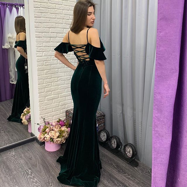Dark Green Velvet Mermaid Evening Dresses Off Shoulder Sexy Criss Cross Back Prom Dress Floor Length Formal Party Gowns
