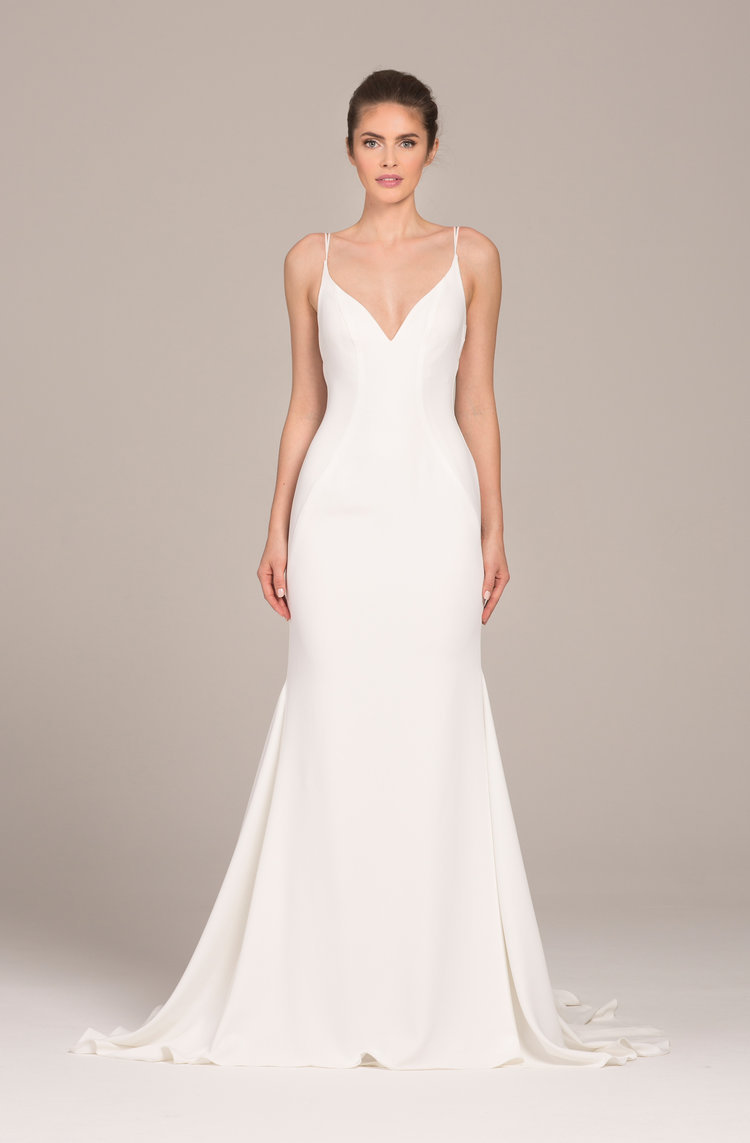 2019 White Sexy Deep V Neck Mermaid Evening Dresses Open Back Party Gowns Simple Floor Length Prom Dresses