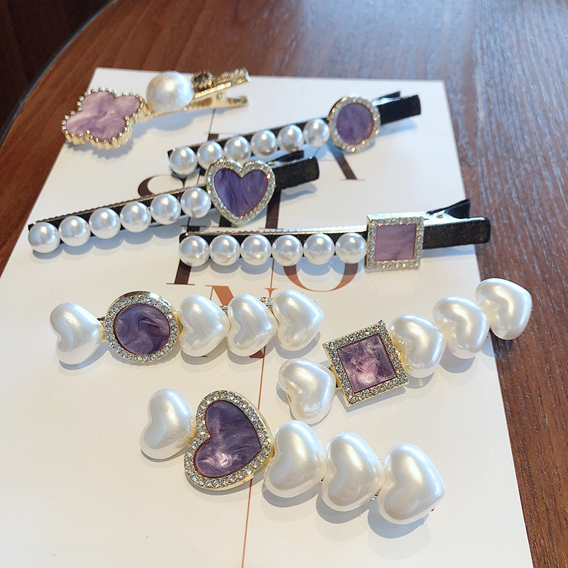 New Popular Pearl Hairpin Flash Drill Bow Shape BB Clip Accessories Wholesale Women Alloy Hair Clip Fashion Crystal Hair Pins
New Popular Pearl Hairpin Flash Drill Bow Shape BB Clip Accessories Wholesale Women Alloy Hair Clip Fashion Crystal Hair Pins