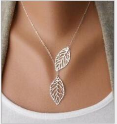 Fashion-Punk Gold Hollow Two Leaf Leaves Pendant Necklace Clavicle Chain Simple European New Fashion Charm Jewelry Women Christmas Gift