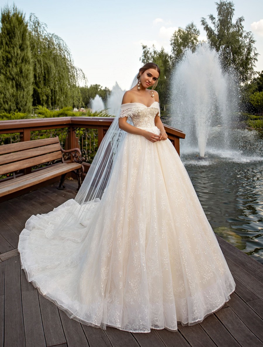 Glitter Ball Gown Wedding Dresses Off Shoulder Luxury Sequins Lace Appliques Bridal Gowns Plus Size Beach Wedding Dress robes de mariée