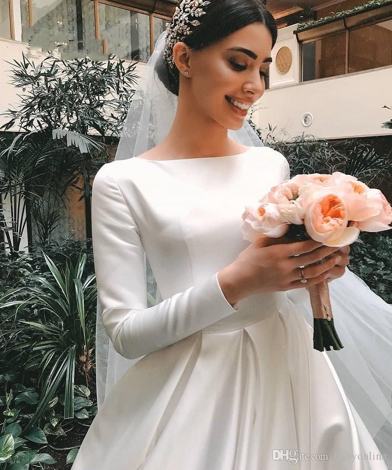2020 Plain Designed Satin Wedding Dresses Modest Long Sleeve Beteau Neckline Court Train Bridal Gowns Formal Robe de mariage