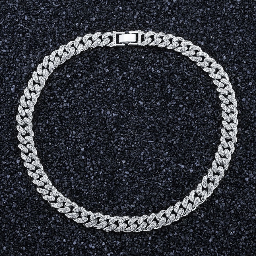Mens 14k Gold Iced Out Miami Cuban Link Chains Hip Hop Jewelry Bling Rhinestone High Quality 18inch 20inch 24inch Chain Silver Finish
Mens 14k Gold Iced Out Miami Cuban Link Chains Hip Hop Jewelry Bling Rhinestone High Quality 18inch 20inch 24inch Chain Silver Finish
