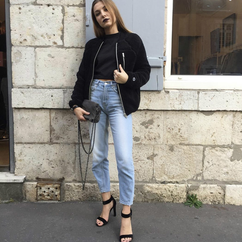 2020 New High Waist Straight Jeans Woman Fashion Streetwear Photography Women Jeans Washed Blue Denim Pants Spodnie Damskie
2020 New High Waist Straight Jeans Woman Fashion Streetwear Photography Women Jeans Washed Blue Denim Pants Spodnie Damskie