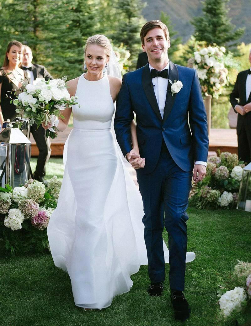 Simple Sheath Satin Wedding Jewel Neck Country Garden Style Backless Strap Bride Dresses Custom Made Chiffon Overskirt Bridal Gowns 0510