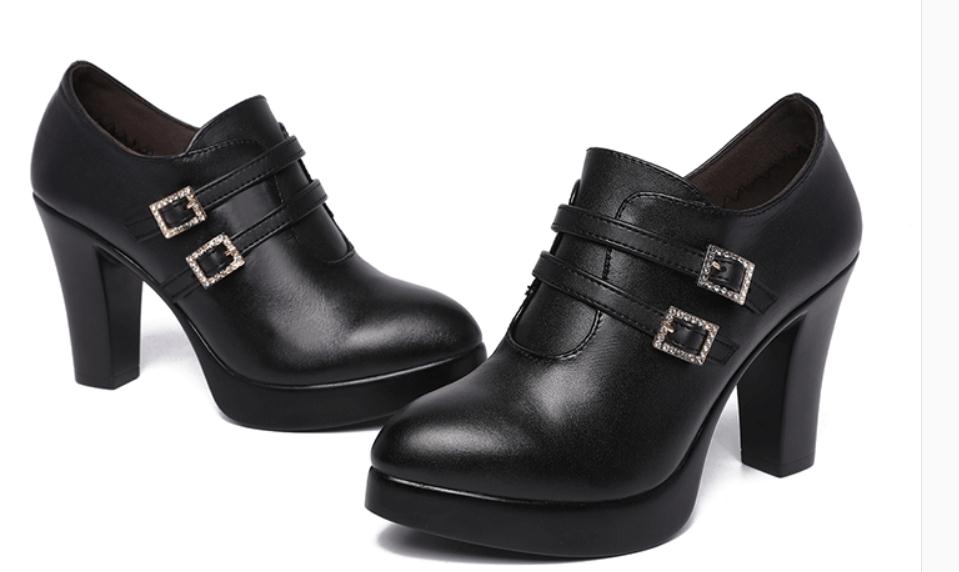 2019 Women's shoes in Spring and Autumn with New style High heel Coarse heel pointed end waterproof table shoes heel 5.5cm,8.5cm @2123, Black 5.5cm
2019 Women's shoes in Spring and Autumn with New style High heel Coarse heel pointed end waterproof table shoes heel 5.5cm,8.5cm @2123, Black 5.5cm