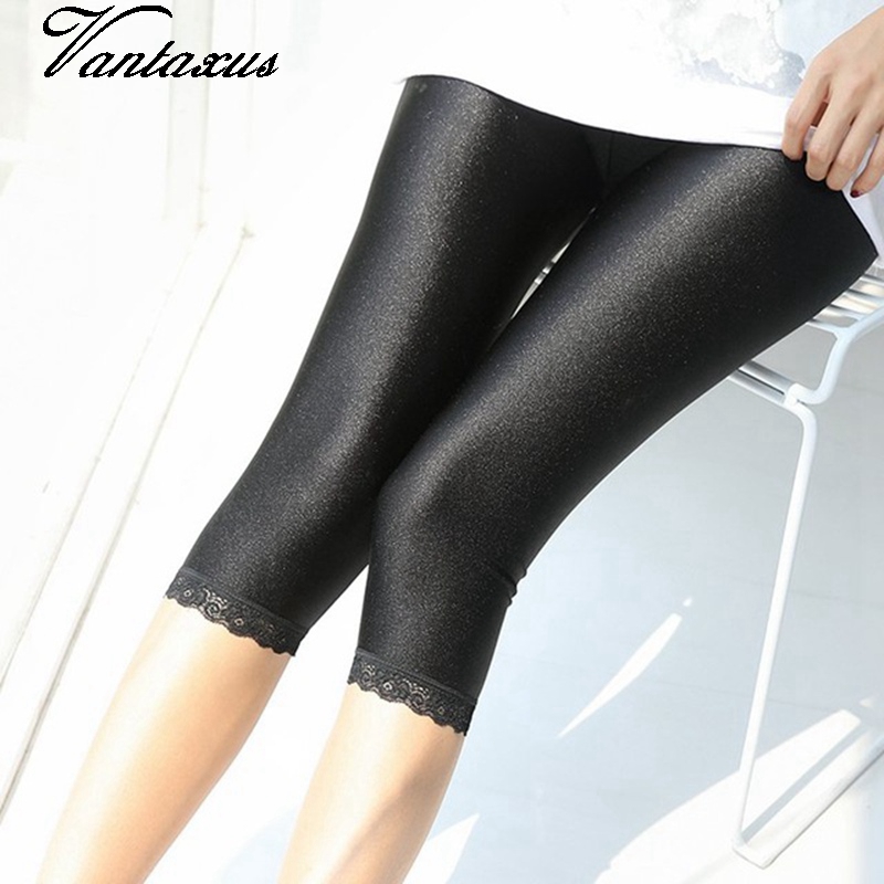 2019 fashion new large size 5xl solid pencil pant floral lace spliced knee length capris women king size black neon shine pants
2019 fashion new large size 5xl solid pencil pant floral lace spliced knee length capris women king size black neon shine pants