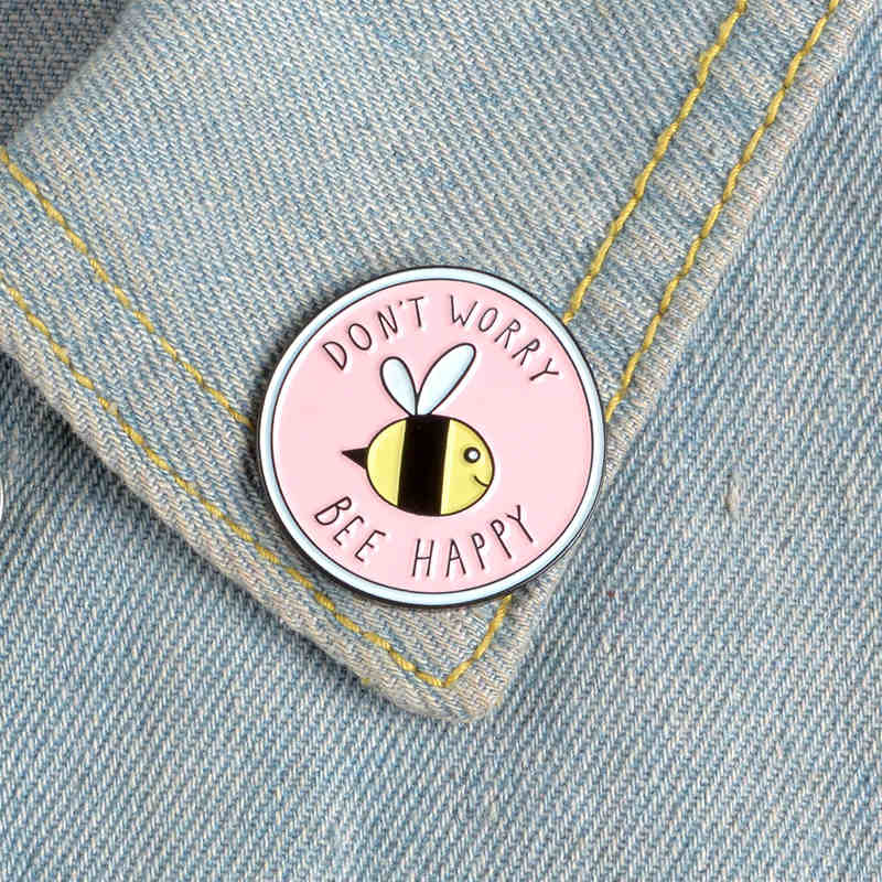 Pink round Cartoon Bee enamel pin Don't Worry Bee Happy brooches Cute animal Shirt backpack bag Lapel pin badge jewelry girl gift
Pink round Cartoon Bee enamel pin Don't Worry Bee Happy brooches Cute animal Shirt backpack bag Lapel pin badge jewelry girl gift