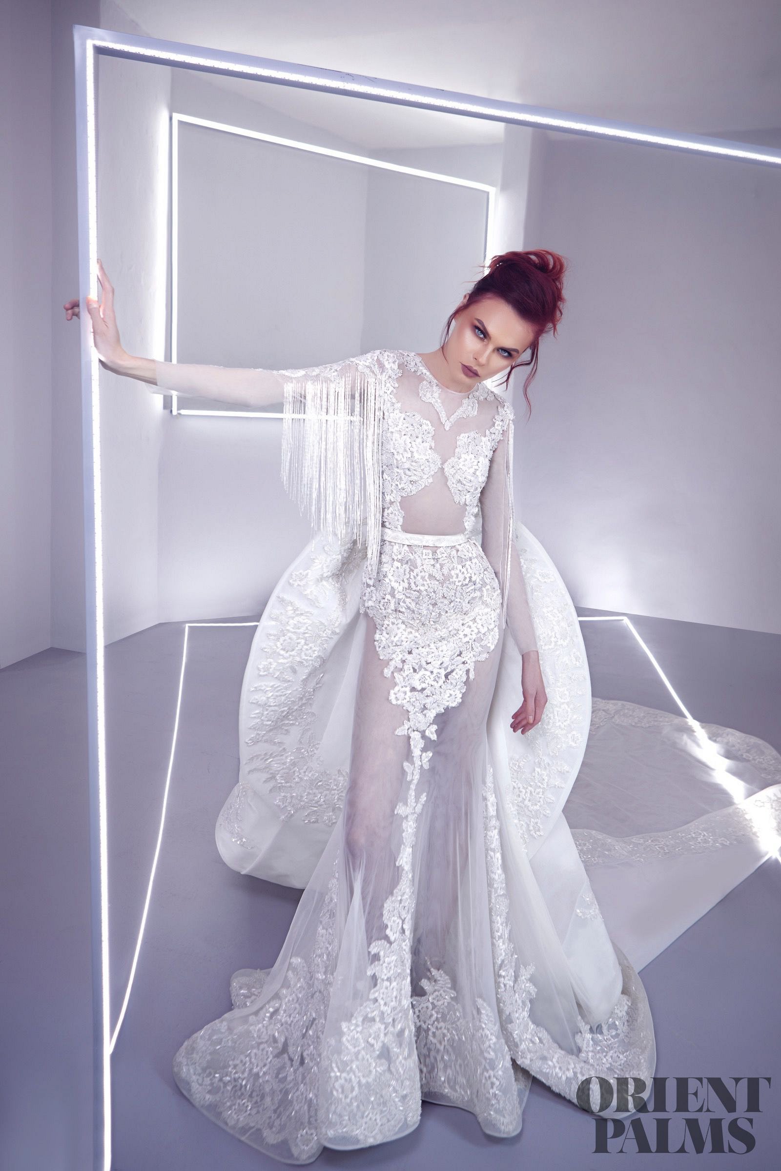 2019 Modest Mermaid Wedding Dresses Lace Applique Beading Jewel Neck Tassel Luxury Wedding Dress With Long Train Vestidos De Novia Gowns