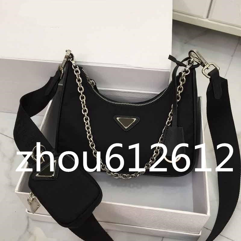 Black And Beige New Vintage Hobo Combo Chain CrossBody Nylon Bag With Small Coin Wallet Satchel Clutch Shouer Bags With 2005 tag
Black And Beige New Vintage Hobo Combo Chain CrossBody Nylon Bag With Small Coin Wallet Satchel Clutch Shouer Bags With 2005 tag