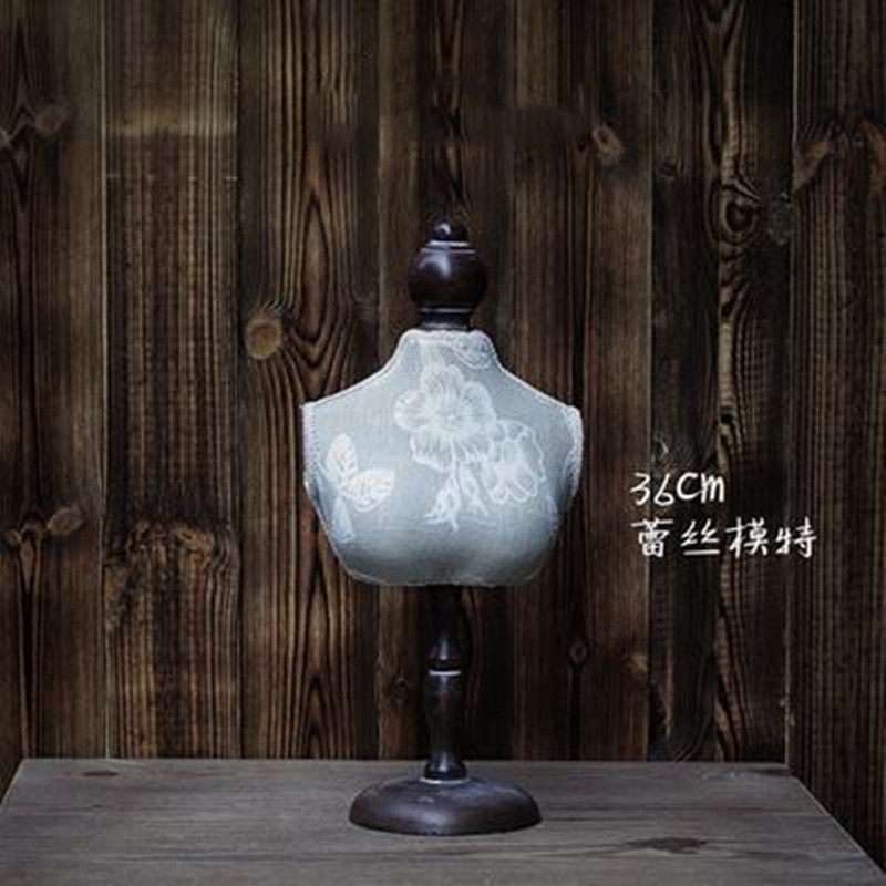36cm lace Jeweller Female body mannequin Earring Necklace Stand Display weeding cloth Holder base wood storage rack 1pc D213
36cm lace Jeweller Female body mannequin Earring Necklace Stand Display weeding cloth Holder base wood storage rack 1pc D213