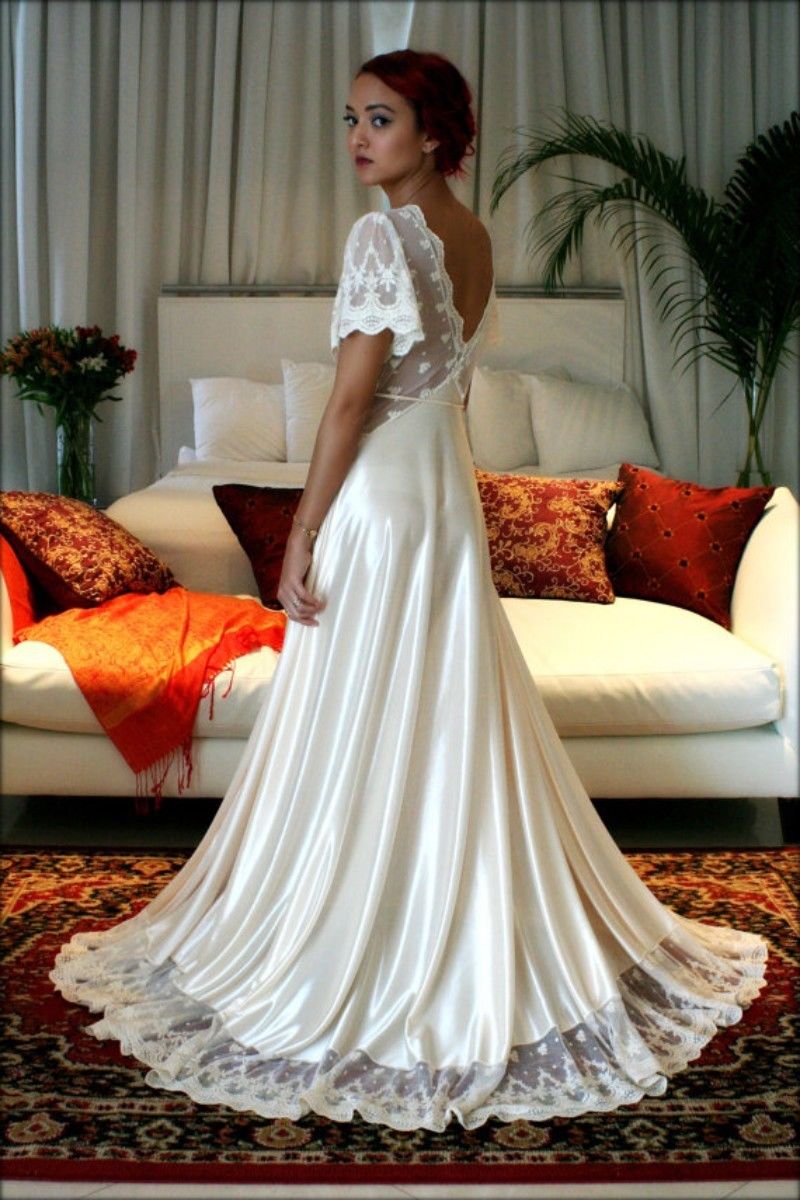 Sexy Wedding Robes Gown Set 2 For Women pieces Deep V Neck Lace Trimmed Custom Long Sleeve Lingerie Bridal Sleepwear Nightgown Bathrobes