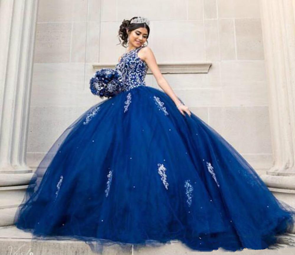 Royal Blue Tulle Ball Gown Quinceanera Dresses Crystal 2020 New Party Prom dresses Party Long Arabic Dresses vestidos de quinceañera
Royal Blue Tulle Ball Gown Quinceanera Dresses Crystal 2020 New Party Prom dresses Party Long Arabic Dresses vestidos de quinceañera