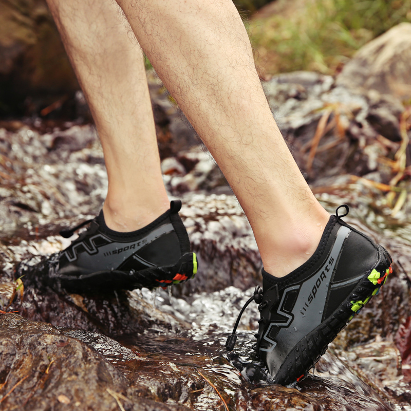 Summer Water Shoes Men Beach Sandals Upstream Aqua Shoes Wome Quick Dry River Slippers Unisex Diving Swimming Socks Tenis